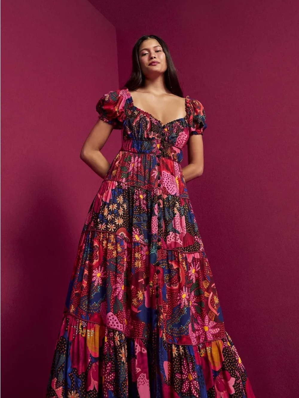 FARM RIO 
Mixed Wild Life Lenzing™ Ecovero™ Viscose Maxi Dress - Picture 4 of 5